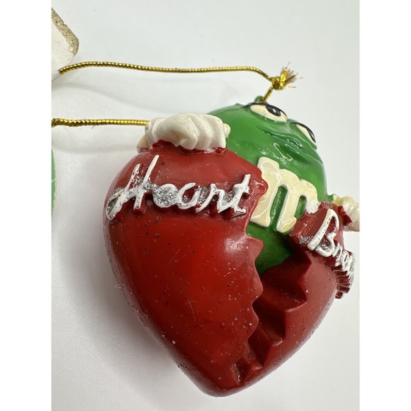 M&M's Heart Breaker Christmas Ornament Red Green Candy Character 2007 Holiday - Picture 6 of 11